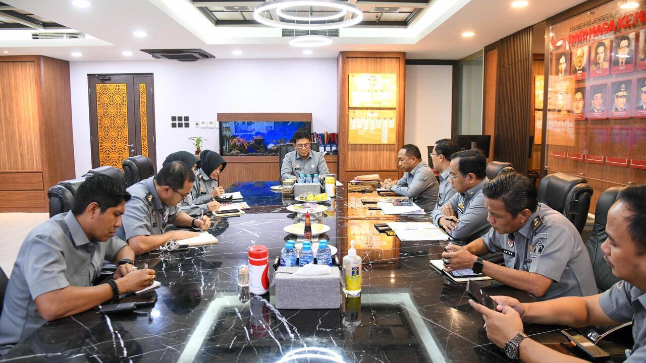 Koordinasi dengan Sekjen Kementerian Hukum, Plt. Kakanwil Kemenkum Sumsel Sampaikan Hasil Kunker Komisi XIII D