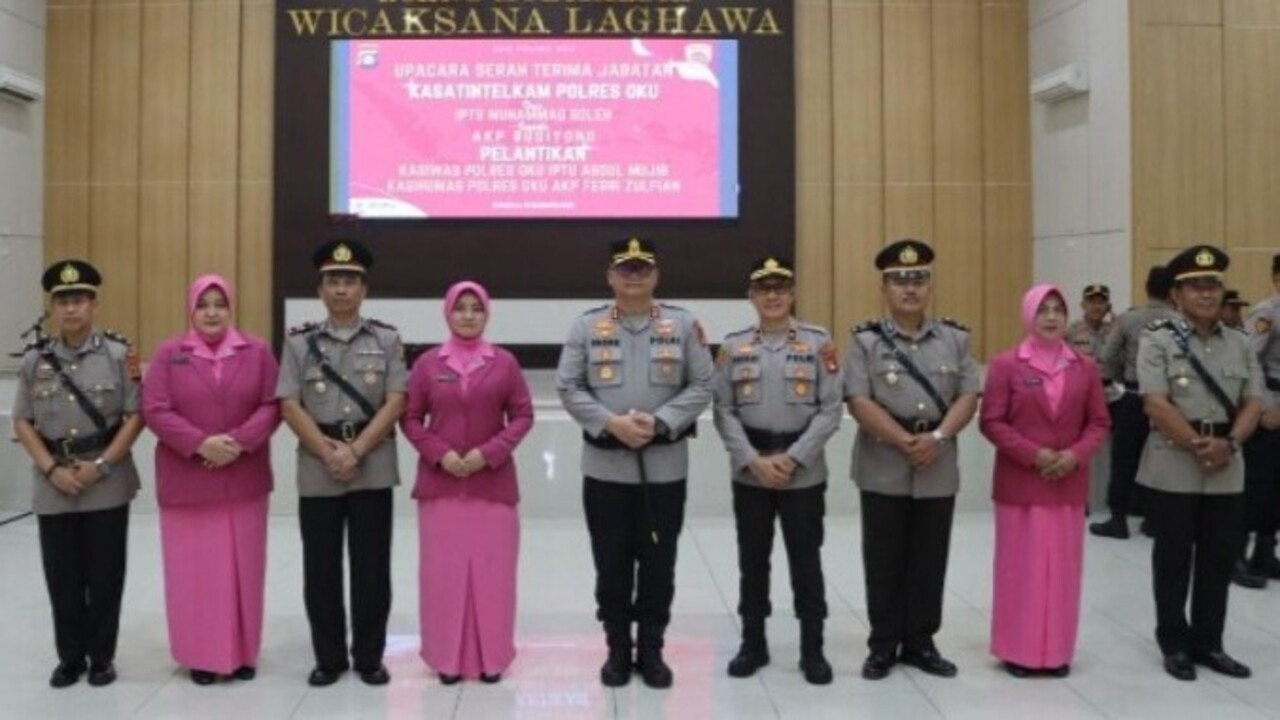 Kasat Intelkam dan Kasi Humas Berganti