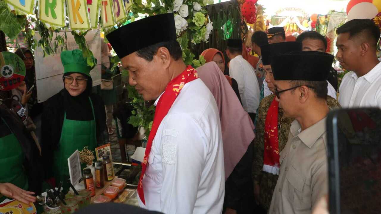 Edison Tekankan Pentingnya Pendidikan Berkarakter