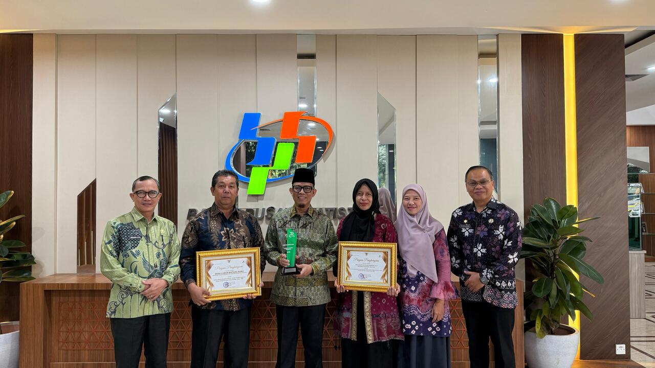 Terima Penghargaan Desa Cantik, Bupati OKU : Ini Menjadi Trigger Bagi Desa Lain Untuk Lebih Baik