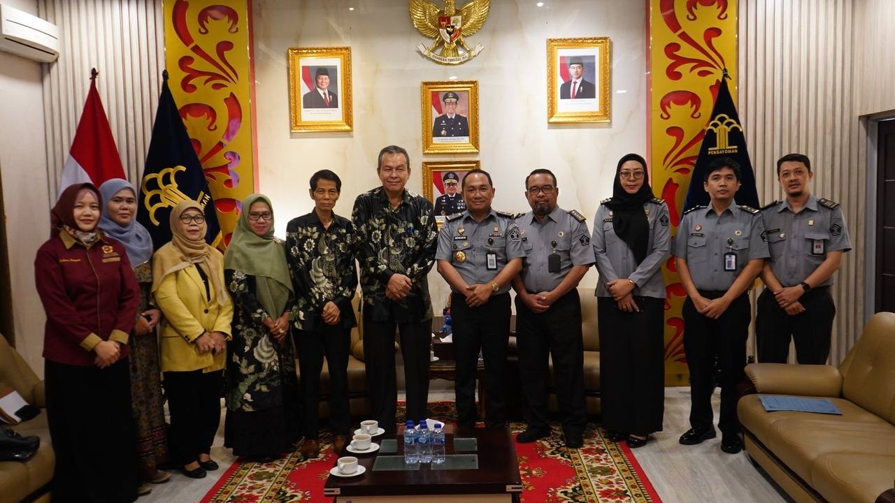 Kemenkum Sumsel Inisiasi Kolaborasi dengan Fakultas Hukum untuk Penempatan Mahasiswa KKN di Posbakum Desa/Kelu