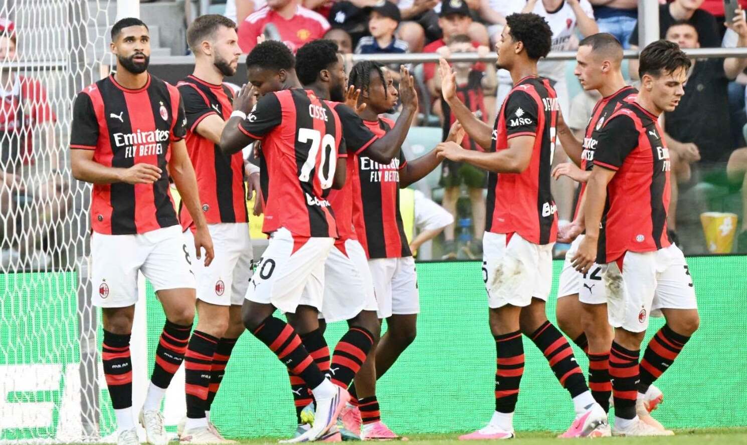 AC Milan Comeback dan Hancurkan Manchester United 4-2.