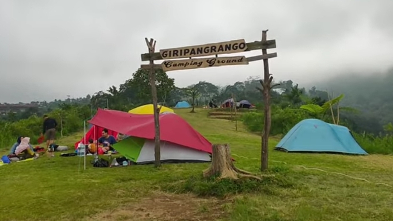 Giri Pangrango Camping Ground : Pilihan Tepat Buat Camper yang Cari Tempat Luas dan Terjangkau