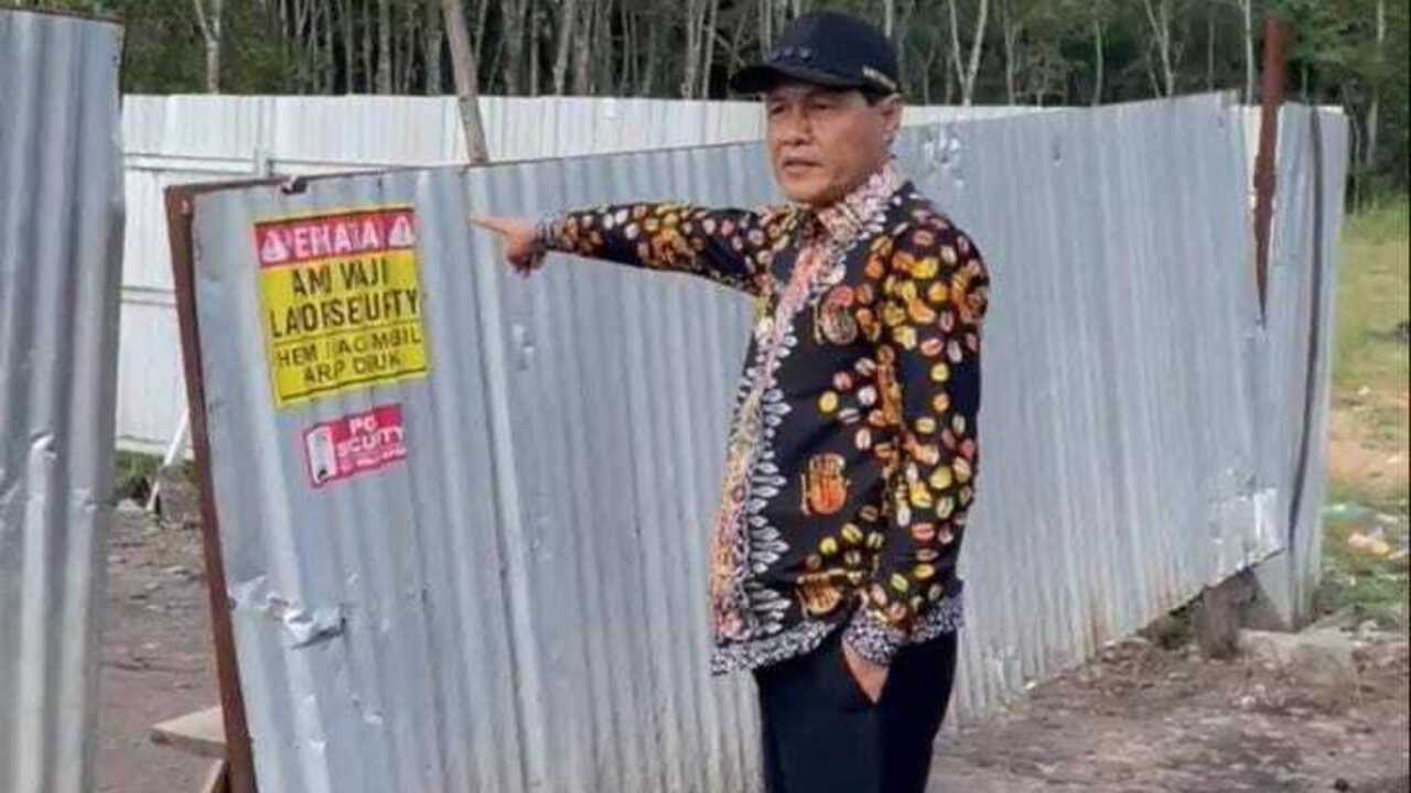 Bupati Edison Geram PT STE Beroperasi di Jalan Kabupaten