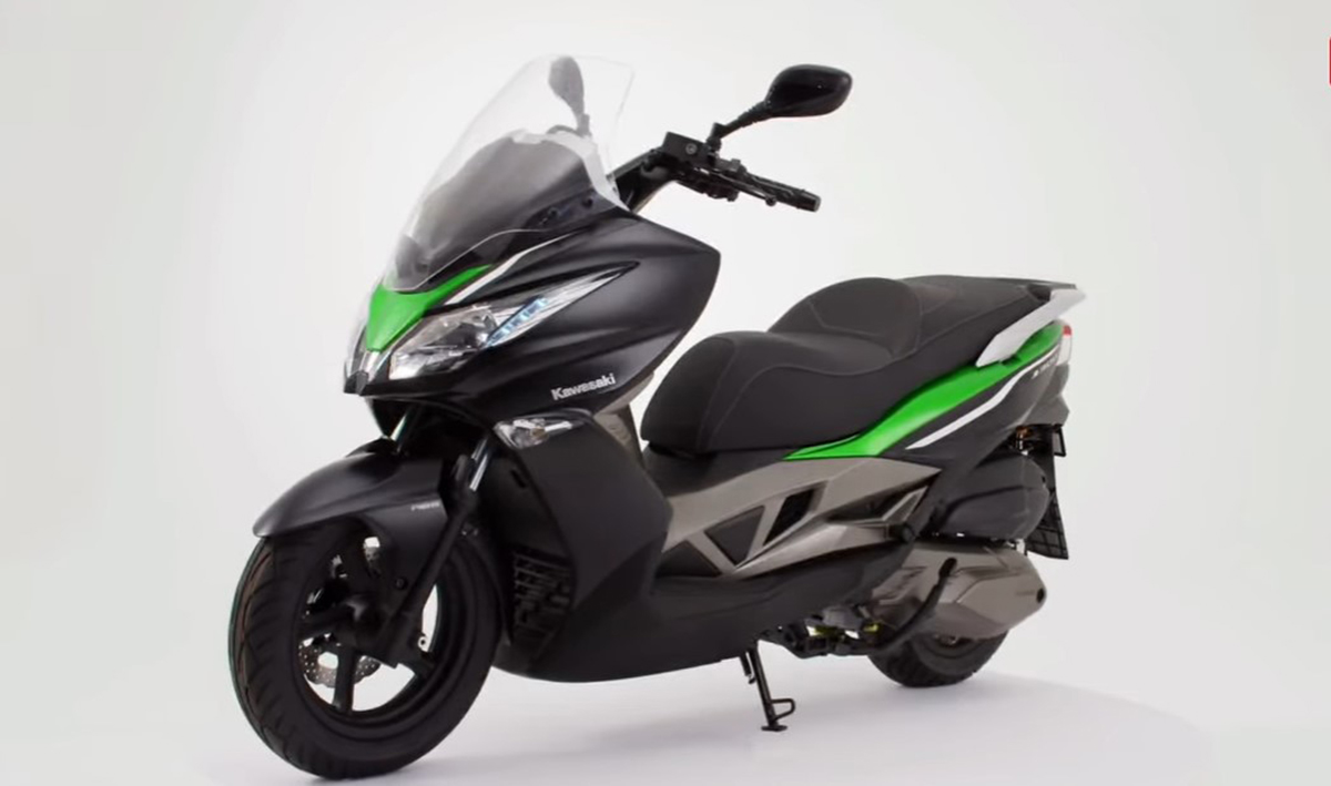 Kok Bisa Kawasaki Ninja Matic 160  Bakal Obrak Abrik Dominasi Yamaha NMax dan Honda PCX? Simak Penjelasannya!