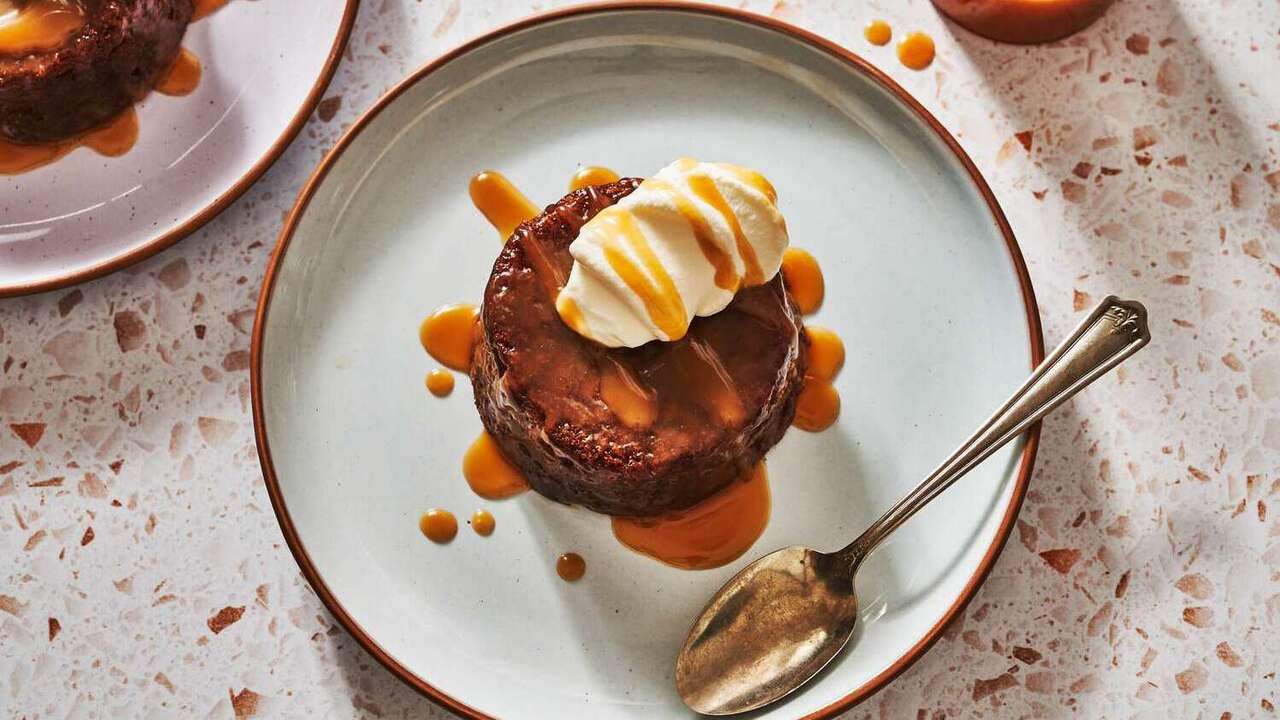 Sticky Toffee Pudding : Puding Klasik Inggris yang Menggoda Selera