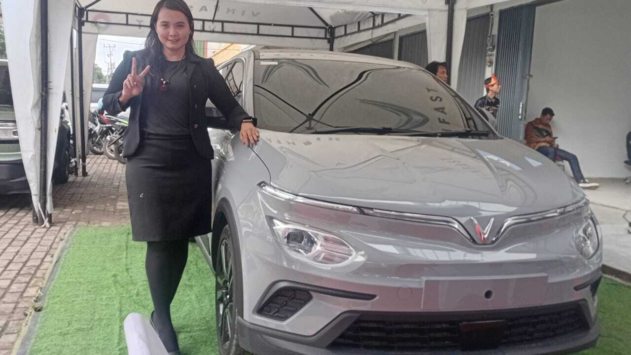 VinFast Bikin Geger! Skema Tanpa Baterai Turunkan Harga Mobil Listrik Drastis.