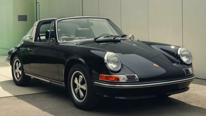 Porsche 911 S Targa Mobil Sport Klasik Buatan Jerman yang Paling Ikonik