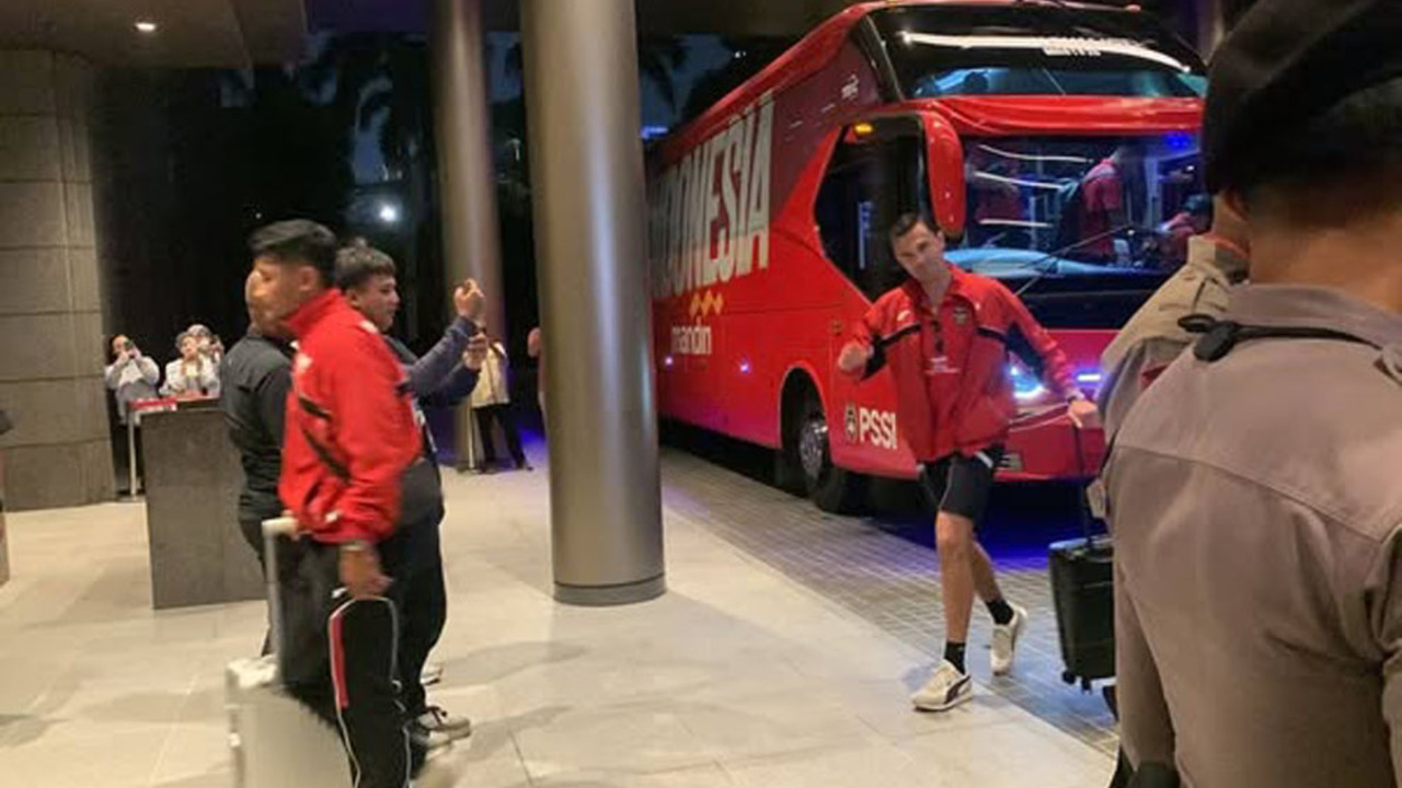 Timnas Indonesia Tiba di Jakarta, Sambutan Meriah Fans di Jakarta