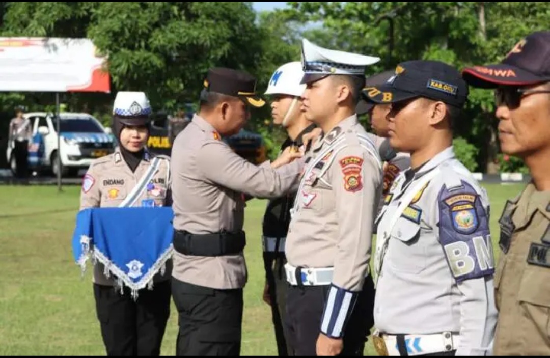 Polres OKU Berlakukan Tilang Manual dan Elektronik Pada Ops Zebra 2024