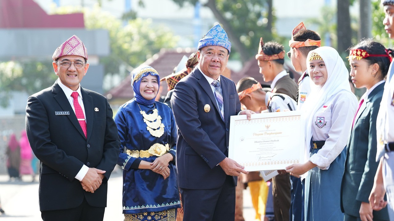 Wagub Sumsel Cik Ujang Dorong Transformasi Pembelajaran dan Penguatan Karakter pada Hardiknas 2026