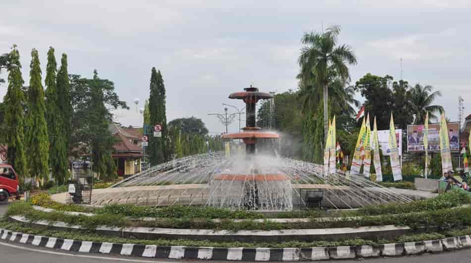 Pemekaran Wilayah Provinsi Sumatera Selatan, Kabupaten Muara Enim Pilih Provinsi OKE Atau Provinsi Sumselbar
