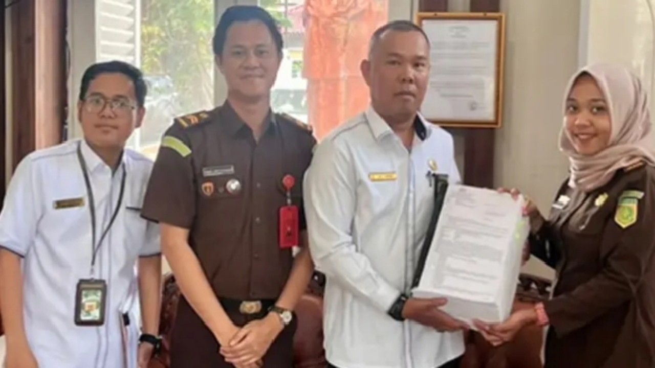 Mantan Kepala Kantor Pos Air Sugihan Diseret ke Pengadilan