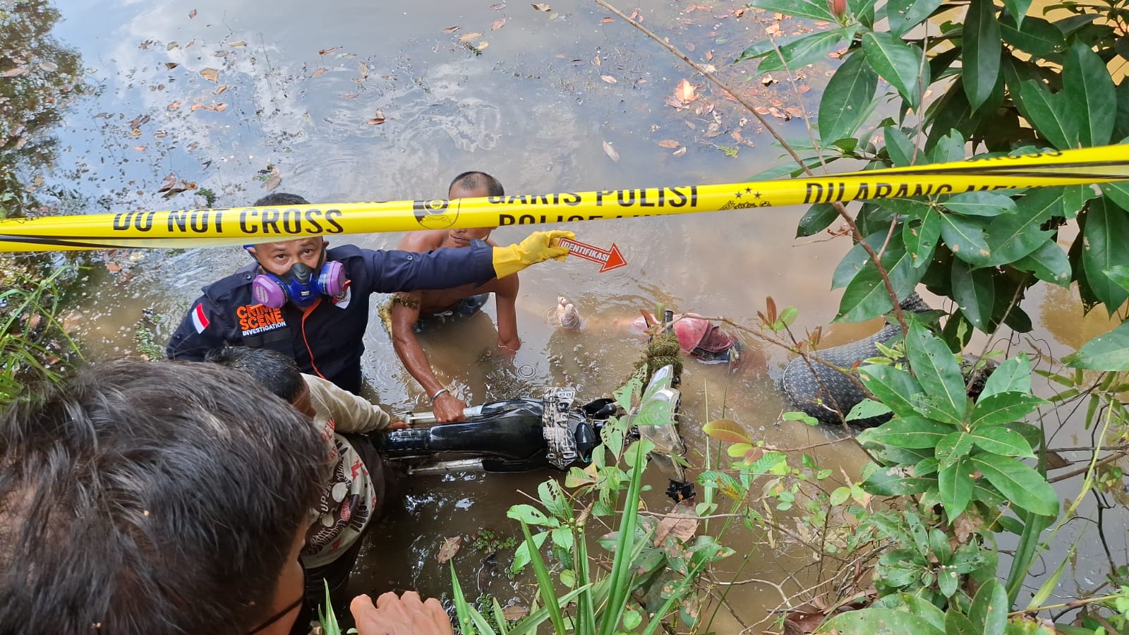 Dilaporkan Hilang Seorang warga di Prabumulih Ditemukan Mengapung di Kolam Galian Dengan Kondisi Terlilit Tali
