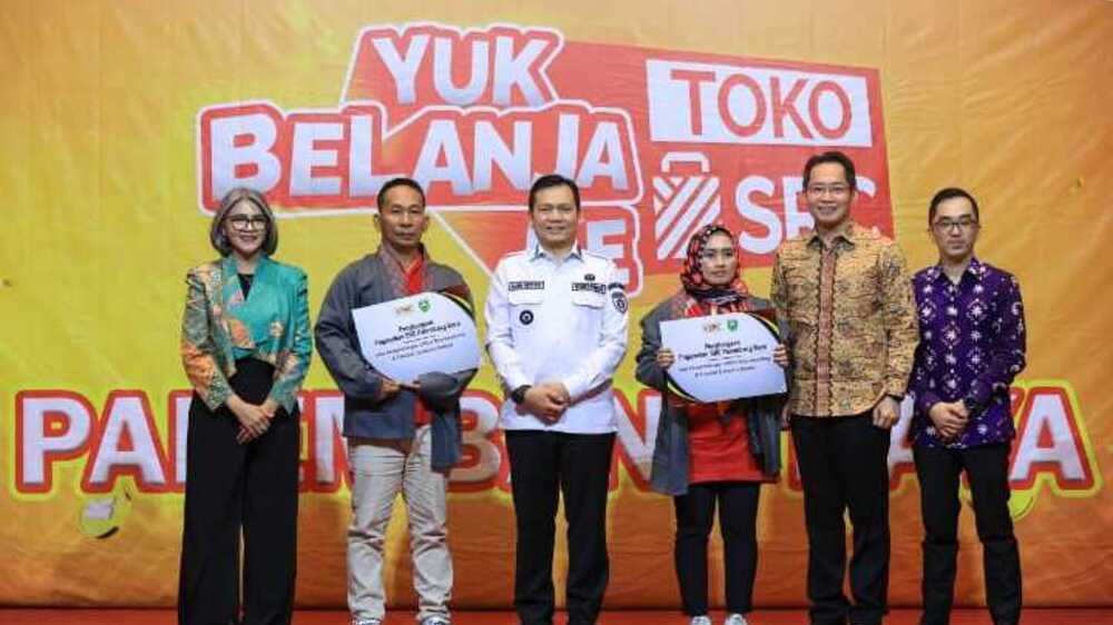 Dari Lapak Kecil Kini Miliki 5 Karyawan : SRC Bantu Kembangkan Toko Masyarakat 