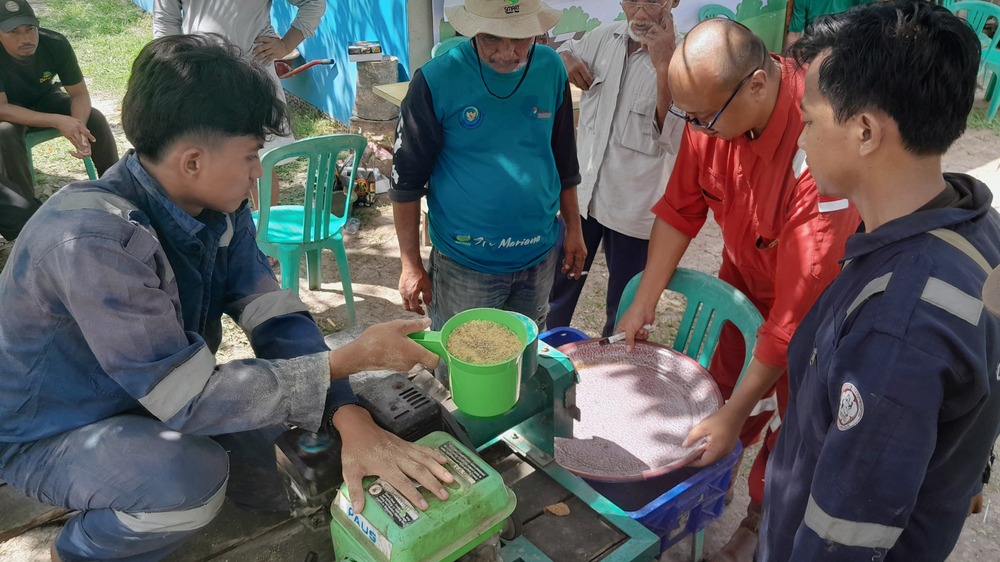  Uji Coba Pakan Berbasis Maggot: Menilai Potensi Hemat Biaya dan Kualitas untuk Budidaya Ikan