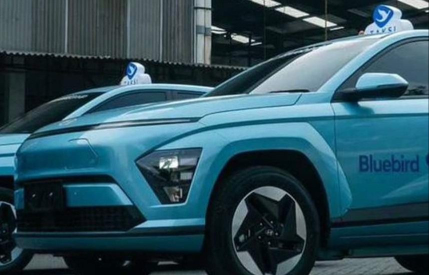 Hyundai Kona Electric Resmi Jadi Pilihan Blue Bird untuk Armada Taksi di IKN