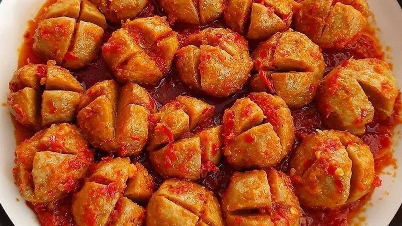 Bakso Mercon, Sensasi Pedas yang Mengguncang Lidah Pecinta Kuliner