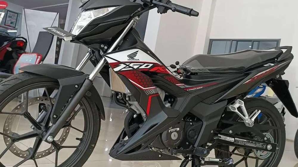 Honda Sonic 2021: Skuter Sporty dengan Teknologi Canggih dan Desain Modern