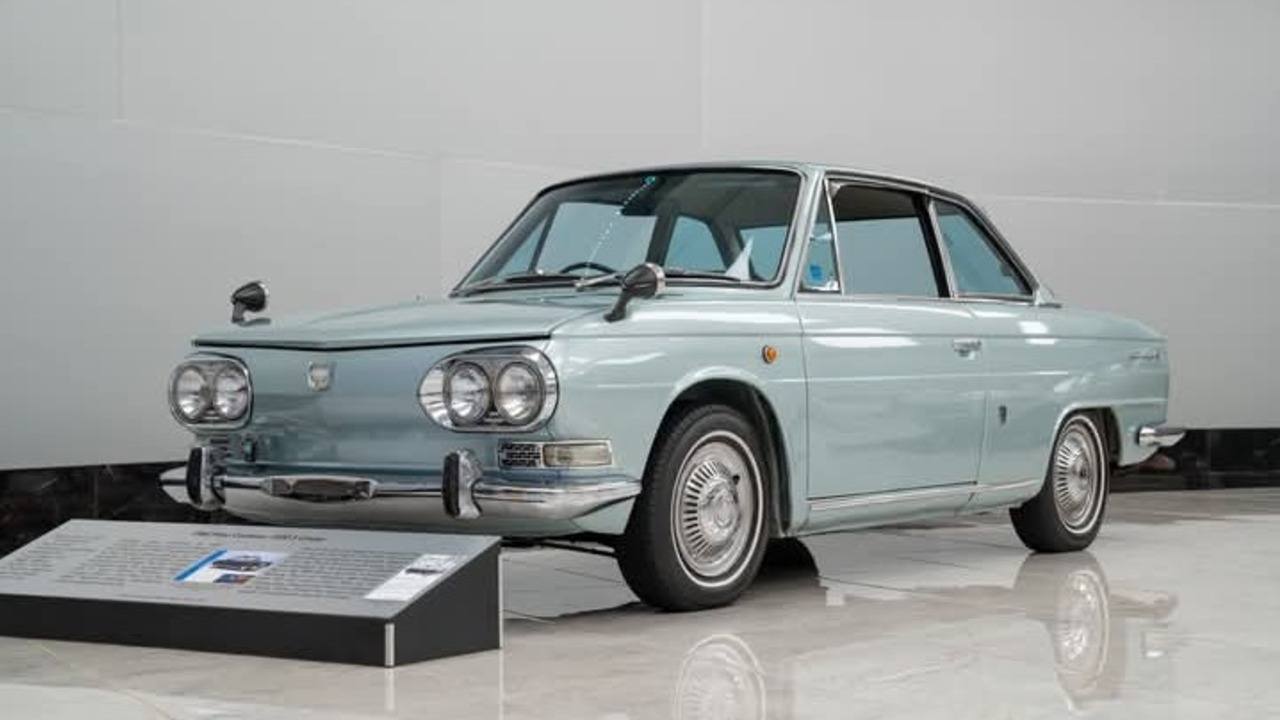 Hino Contessa 1300S: Mobil Klasik Jepang yang Terlupakan Tapi Mewah dan Langka.