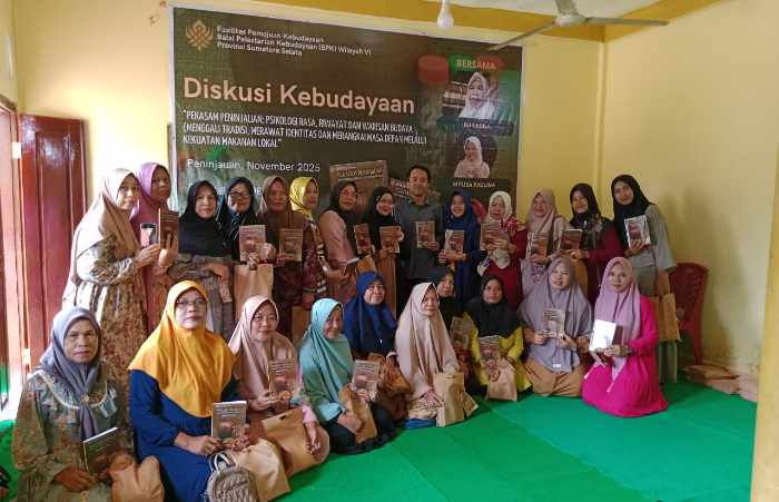 Melisa Paulina Angkat Pekasam Peninjauan Sebagai Warisan Budaya Dalam Diskusi Kebudayaan di OKU