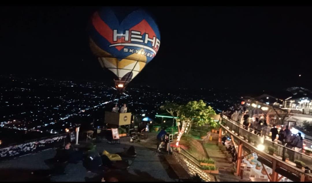 Sungguh Menakjubkan, Menyelami Keindahan Malam Kota Yogyakarta dari Ketinggian Heha Sky View