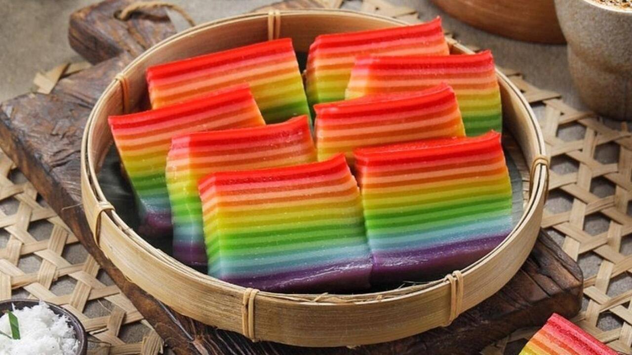 Kue Lapis : Warisan Kuliner Nusantara yang Terus Bertahan di Tengah Modernisasi