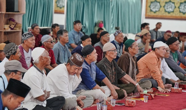Bukit Asam (PTBA) Bekali Pelatihan 90 Juru Sembelih Hewan Kurban untuk Idul Adha 1446 H