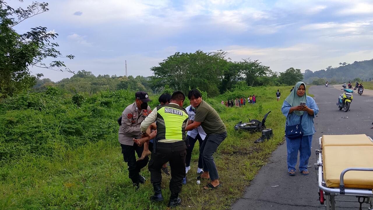 Beat vs CB100, 1 Tewas