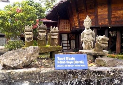 Kota Gunungsitoli Pintu Gerbang Wisata Calon Provinsi Kepulauan Nias Pemekaran Provinsi Sumatera Utara