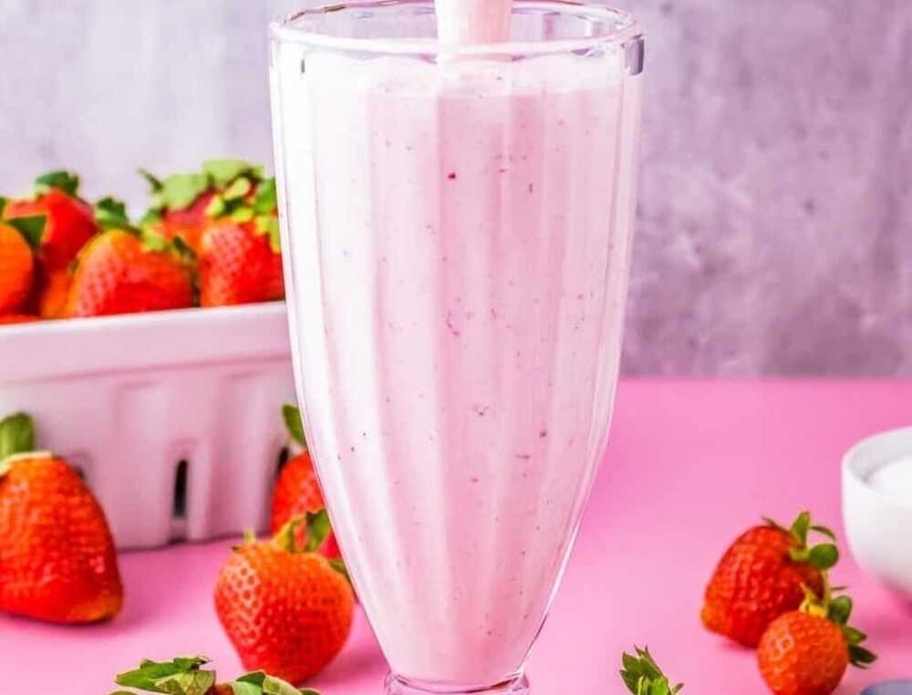 Menggoda Lidah: Ice Cream Strawberry, Lezatnya Sensasi Rasa Buah Segar