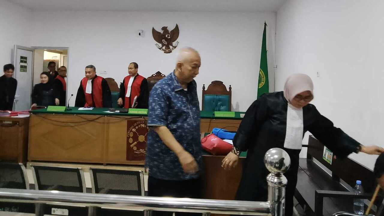 Mantan Dirjen ini Ngaku Sakit, Hakim Tunda Sidang Kasus LRT Rugikan Negara Rp 74 Miliar