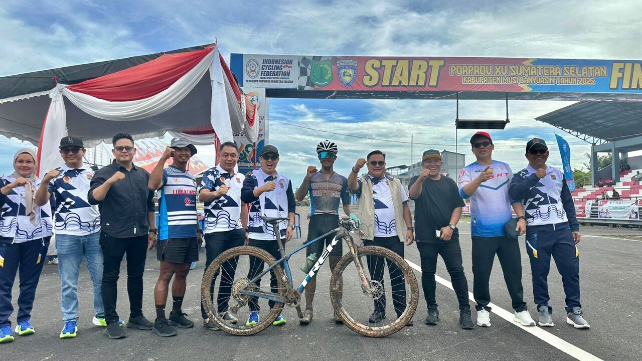 Balap Sepeda Lubuklinggau Kembali Berjaya di Porprov XV Sumsel: 9 Emas, Juara Umum Lagi!