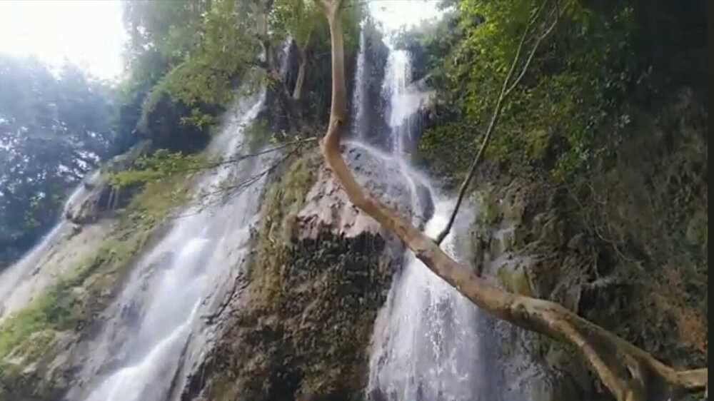 Air Terjun Sri Gethuk, Keindahan Alam yang Menakjubkan di Tepi Sungai Oyo