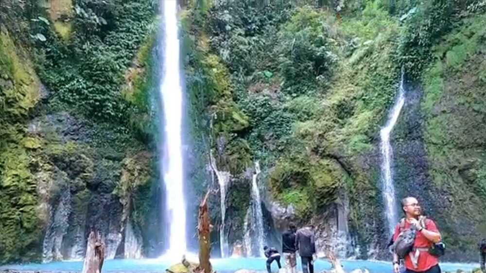 Air Terjun Dua Warna Sibolangit, Mengukir Keunikan Tersendiri di Tengah Pesona Alam Sumatera Utara