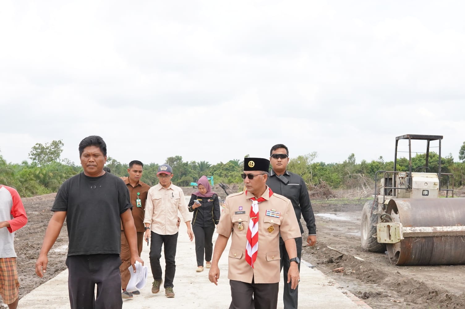 Pj Bupati Tegaskan Pasang Papan Proyek Pembangunan Sesuai Aturan