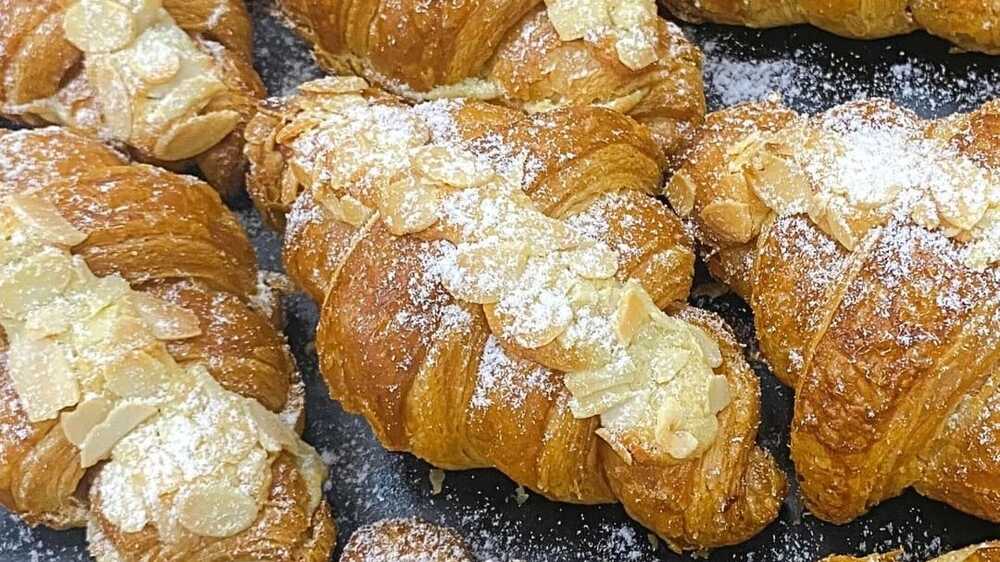 Menikmati Kelezatan Croissant Prancis di Seluruh Dunia