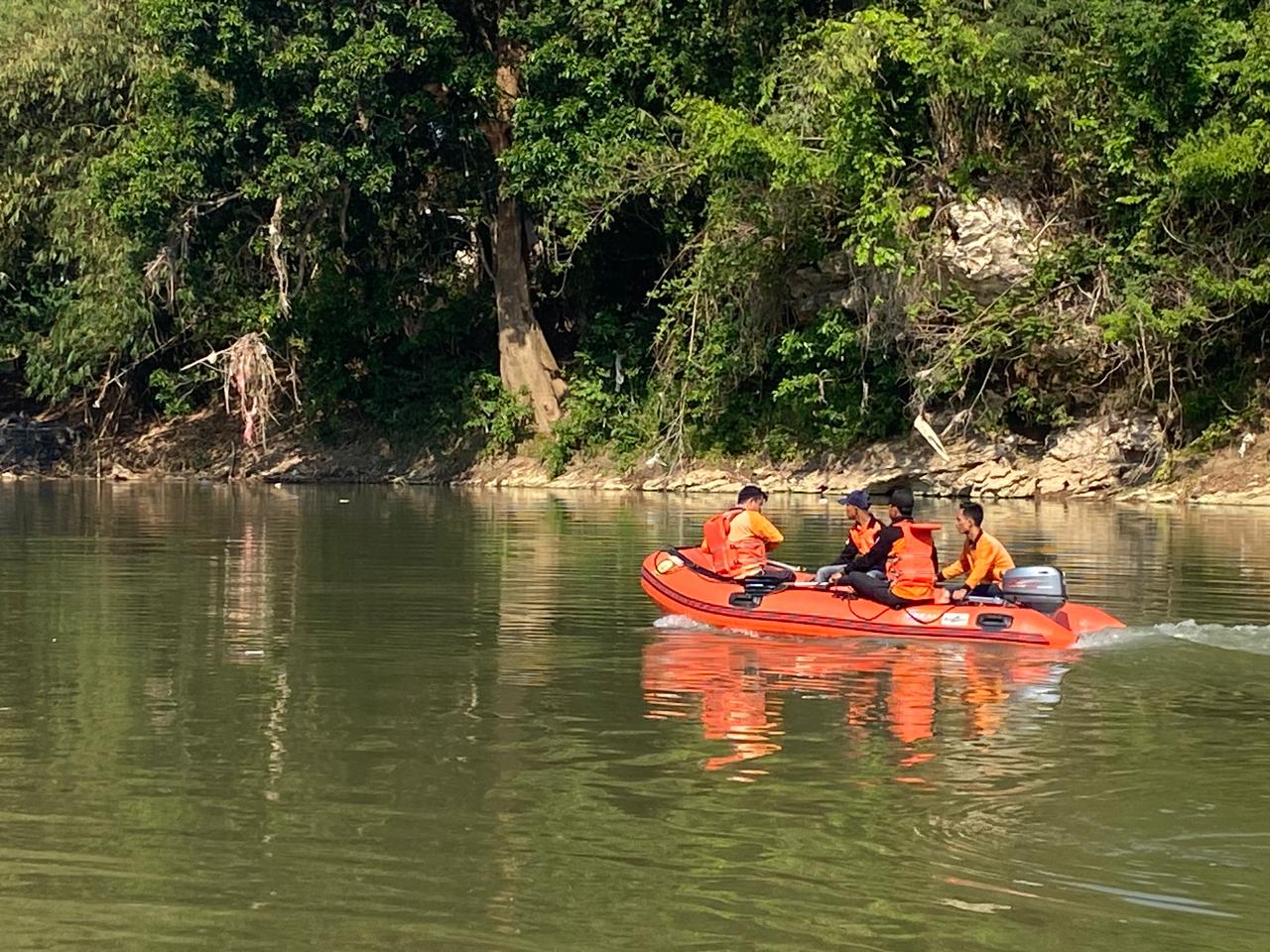 BPBD OKU Lakukan Pencarian Korban Tenggelam di Sungai Ogan