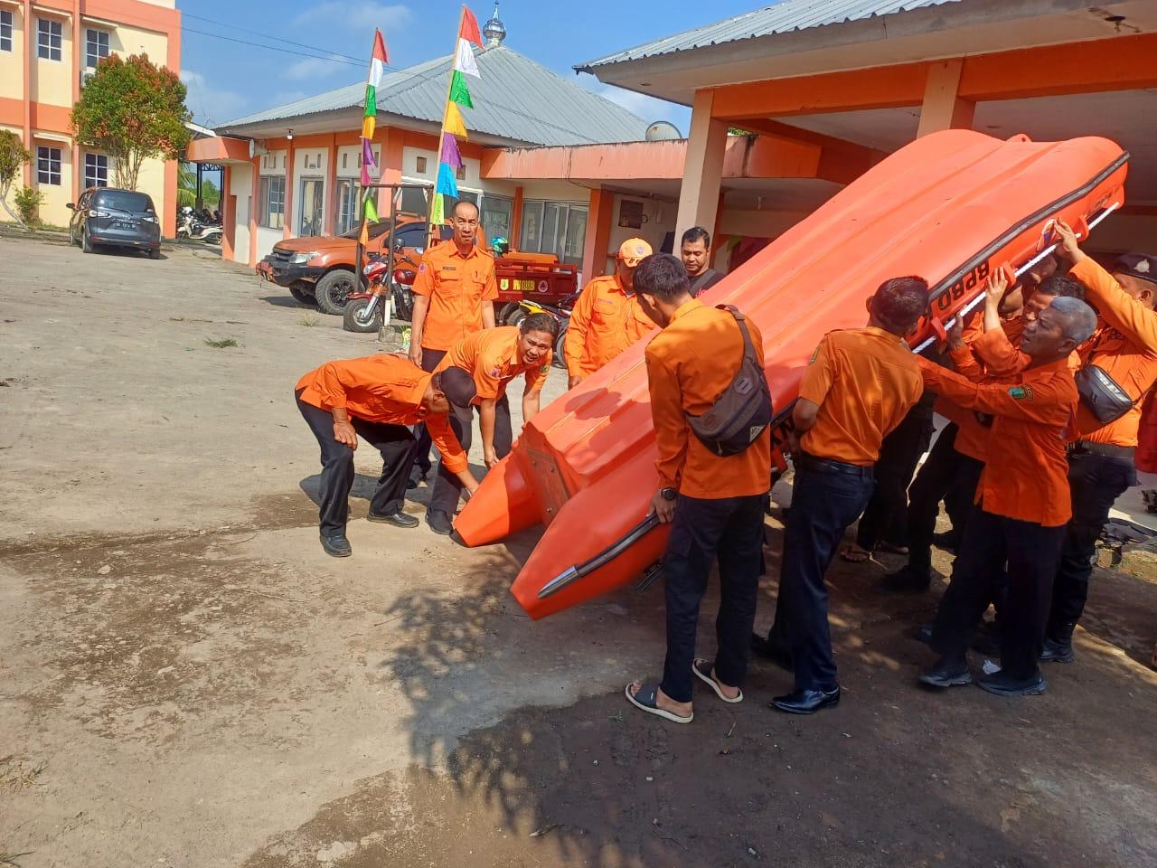 Sigap, BPBD Muba Bersama Basarnas Cari 5 Korban Tenggelam Akibat Jembatan Ambruk  di Lalan