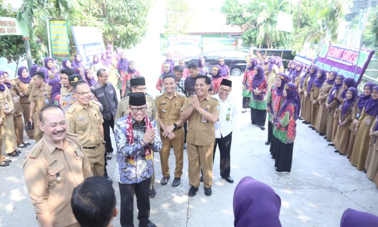 Teddy Minta Puskesmas Tingkatkan Pelayanan