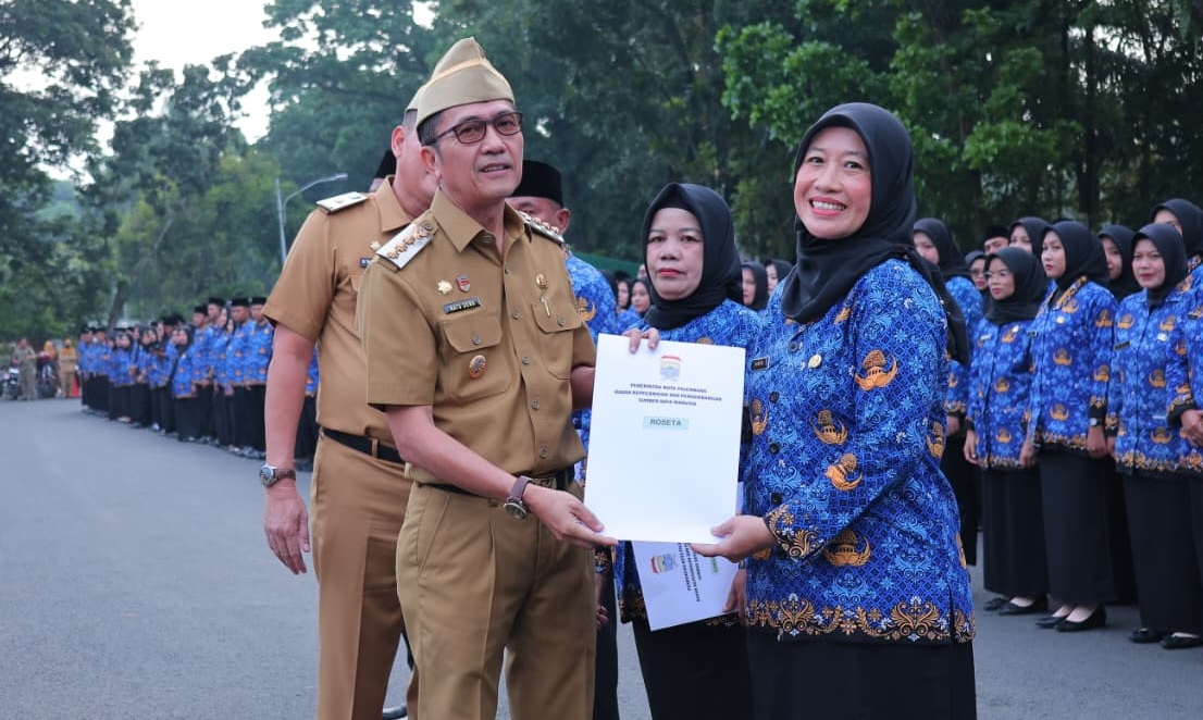 Ratu Dewa Lantik 2.037 PPPK Paruh Waktu Kota Palembang, Sempat Ceritakan Kisah Inspiratif