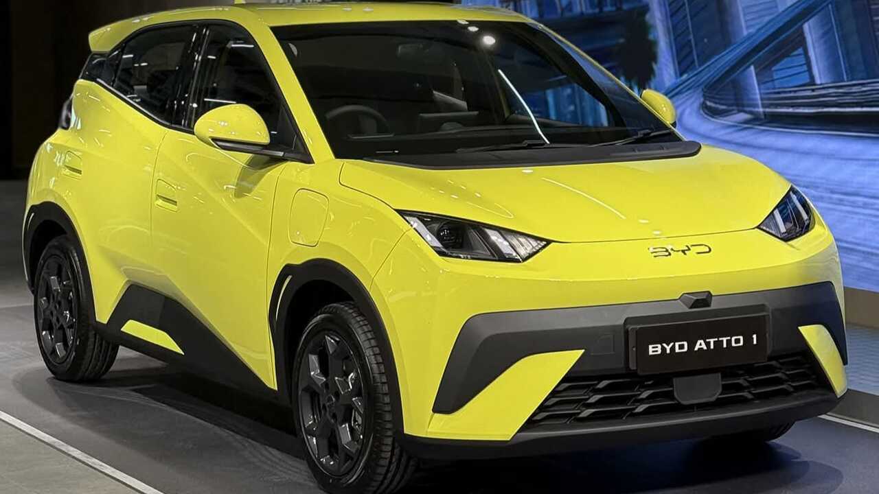 ﻿BYD Atto 1: Mobil Listrik 5 Pintu di Bawah Rp200 Juta, Fitur Bikin LCGC Minder.