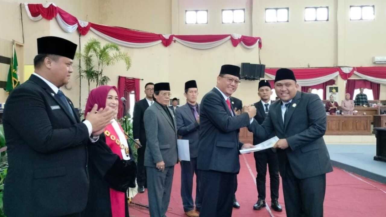 Ketua DPRD Banyuasin Resmi Dilantik, Sosok Anak Muda, Ini Dia Profilnya