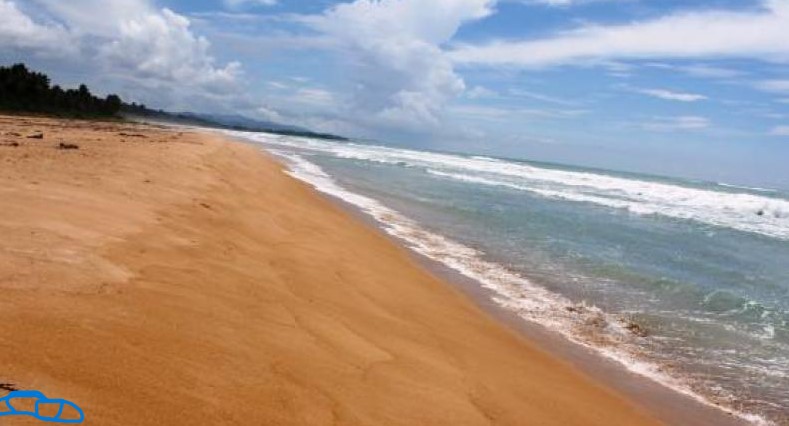 Pantai Pasir Merah di Simeulue: Pesona dan Keunikannya Dengan Tiga Warna Pasir