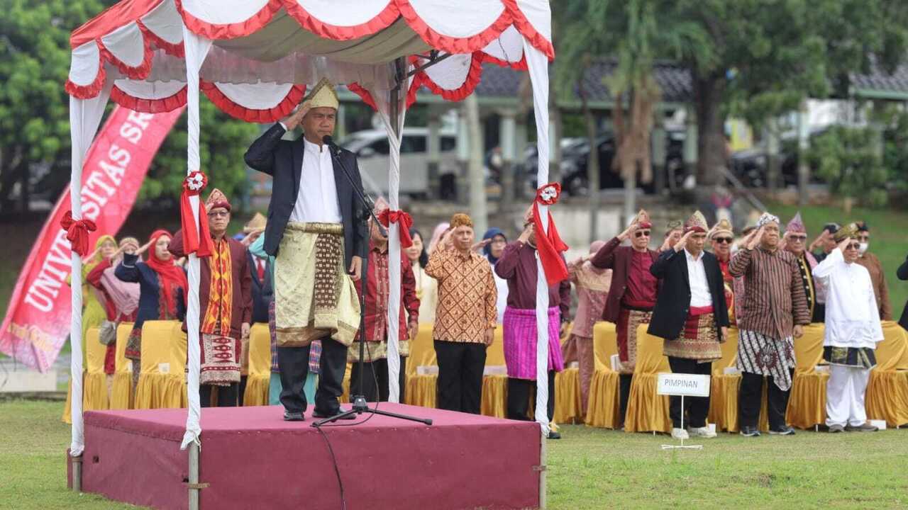 UNSRI Gelar Upacara Hardiknas 2026, Tegaskan Pendidikan sebagai Jantung Peradaban