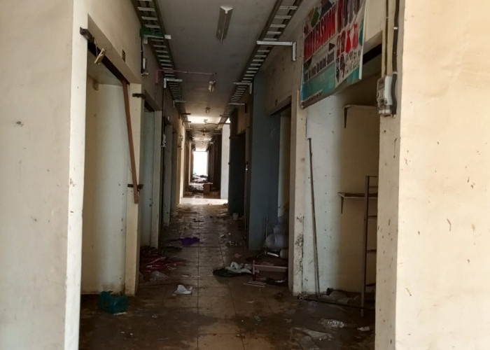 163 Rolling Door dan 24 Pintu WC Pasar Inpres Dicuri 