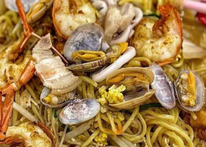 Hokkien Mie Seafood : Hidangan Nikmat dengan Rasa yang Menggugah Selera