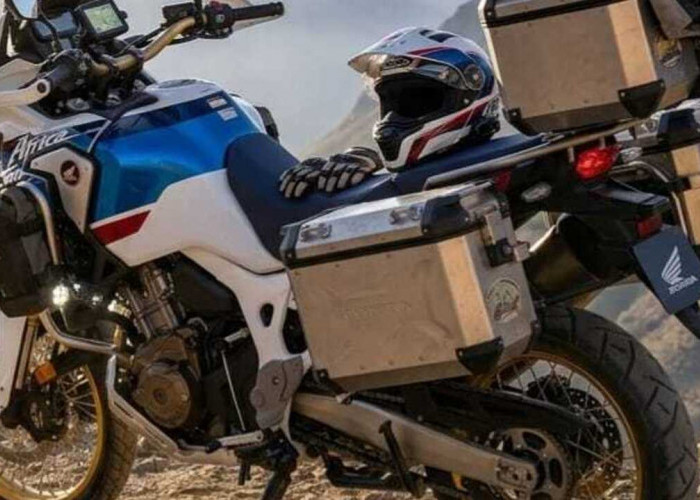 Honda CRF1100L Africa Twin 2026 Berubah, Rangka Hitam dan Pelek Gold Bikin Makin Sangar.
