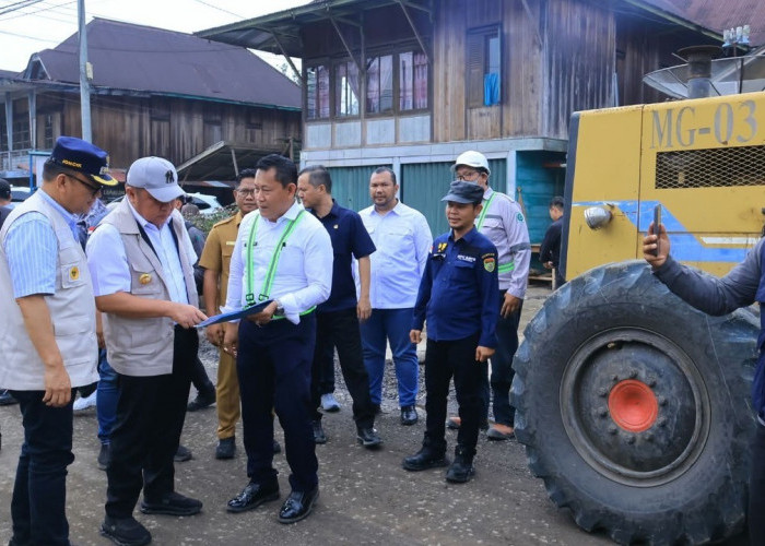 Tinjau Jalan Pagar Alam–Tanjung Raya Sepanjang 80 KM, Herman Deru Pastikan Tahun Ini Diperbaiki