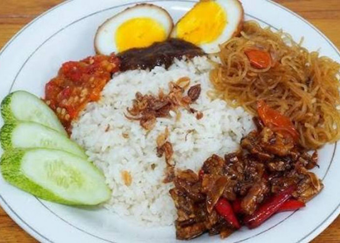 Nasi Uduk, Kuliner Tradisional yang Tetap Bertahan di Tengah Perubahan Zaman